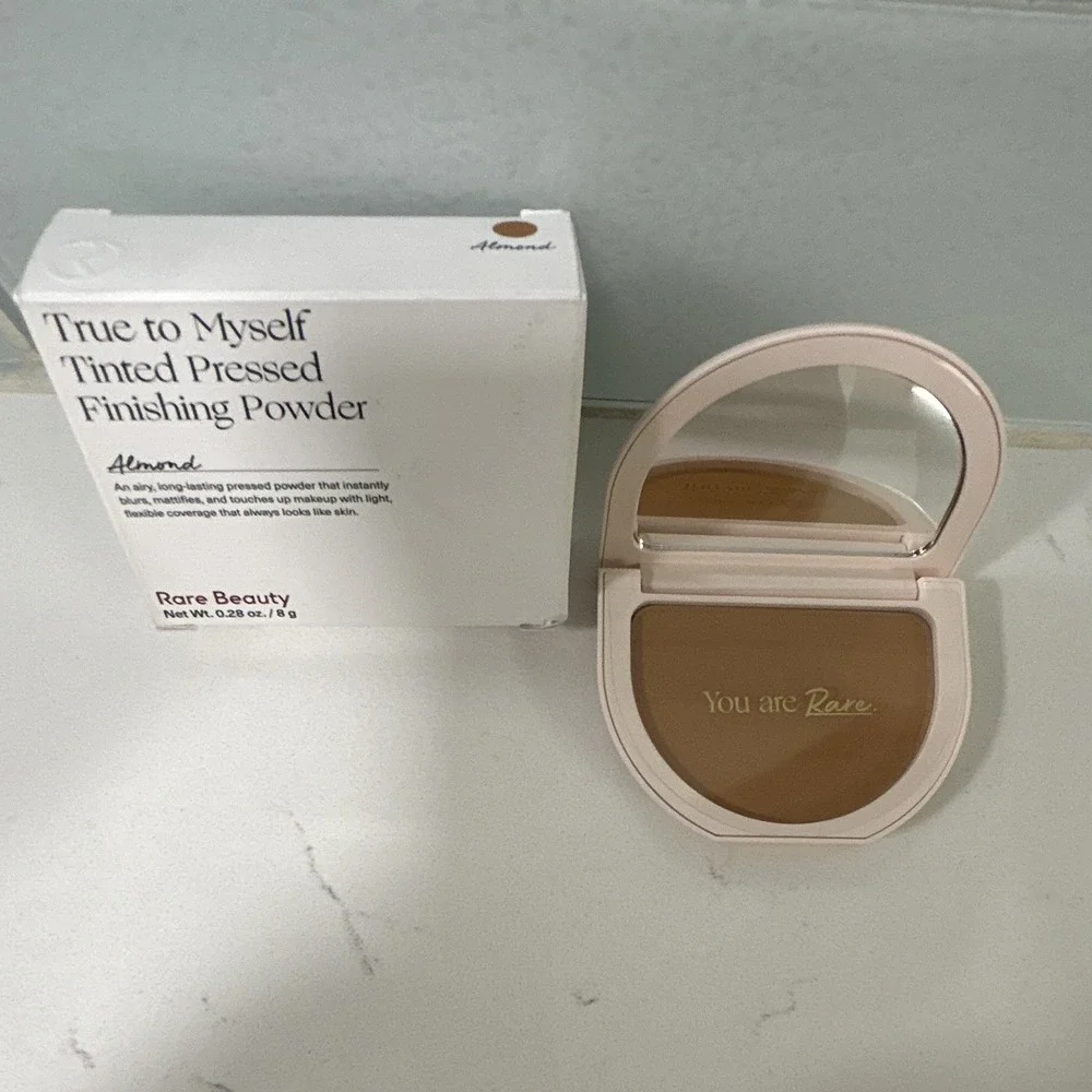 RARE! Beauty True to Myself Tinted Pressed Finishing Powder by Selena Gomez